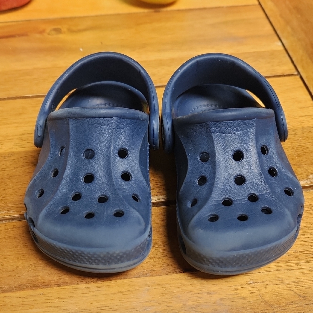 CROCS, Toddler size 5